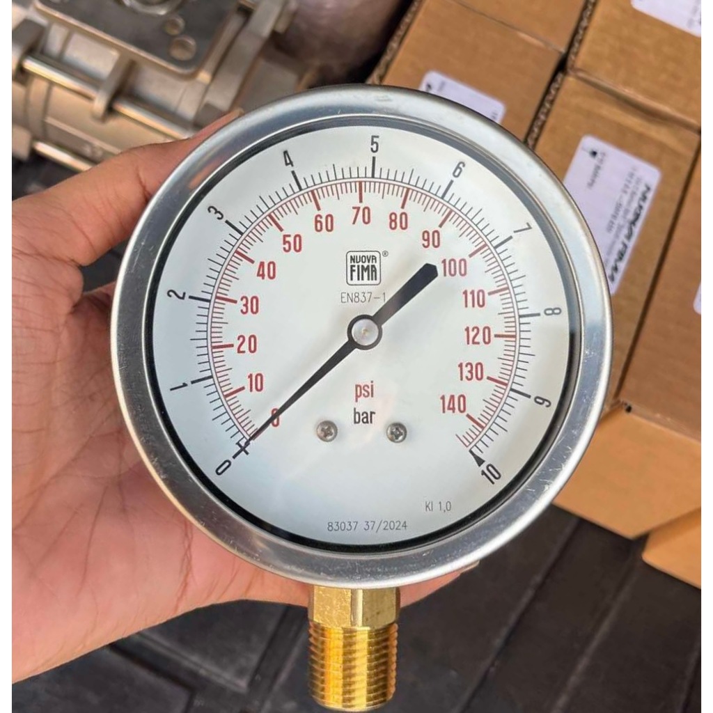 Nuova fima Pressure Gauge 4"  Range 0-10Bar เกลียวทองเหลือง 1/2“ Npt
