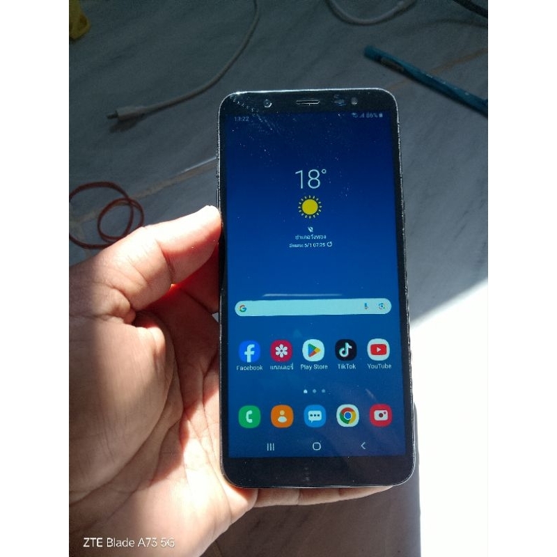 Samsung​ j8.  มือสอง