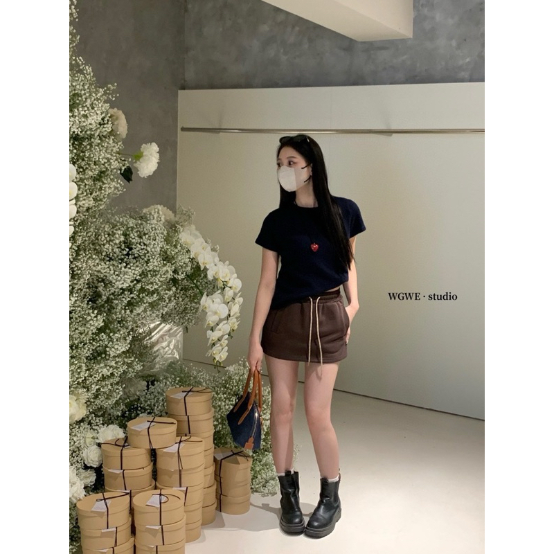 1047 WG.WE mini skort (430฿) กระโปรงกางเกงสั้น เอวสม็อก งานสวย มีเชือกรูดผูกเอว น่ารักมาก มีกระเป๋าข้าง ซับในกางเกง - รูปที่ 7