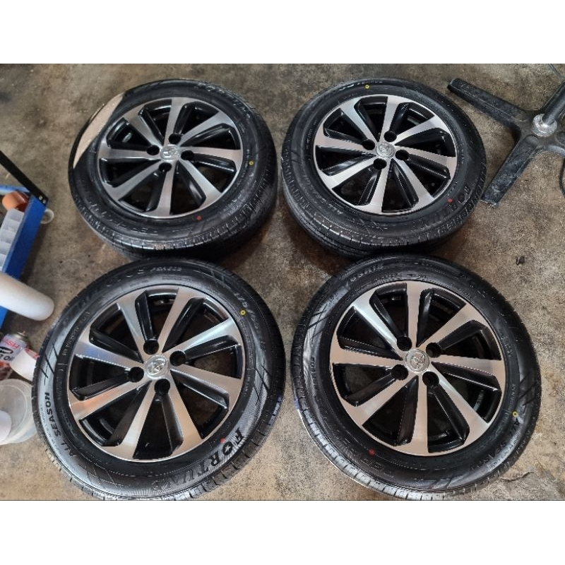 ล้อแม็ก toyota แท้ขอบ 15 ใส่ yaris vios พร้อมยางใหม่