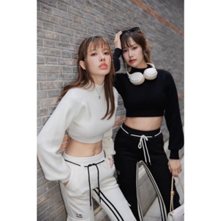 KNS21 Luca Crop Top Sweater เสื้อครอปไหมพรม