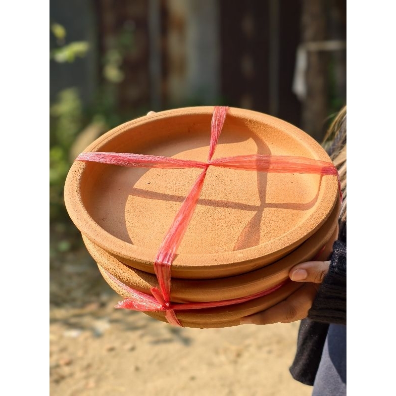 จานรองดินเผาขนาด8-10นิ้ว รองเตาหมูกระทะรองต้นไม้ รองโอ่งน้ำต่างได้ตามประยุกต์ใช้