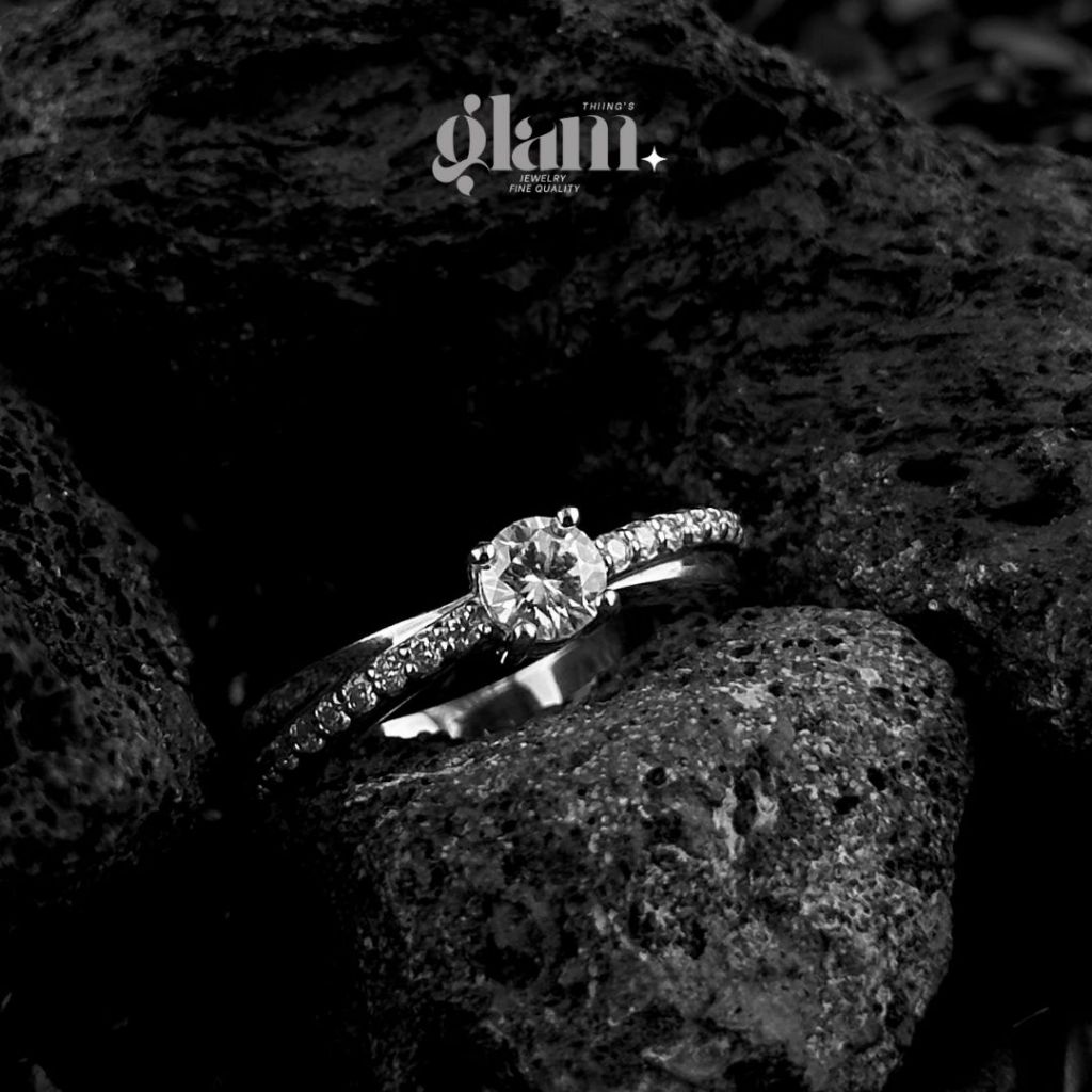 S2-6 *ส่งจากไทยภายใน 3 วัน* แหวนชูเพชรบ่าไขว้ Moissanite (โมอีส) 0.5 กะรัต