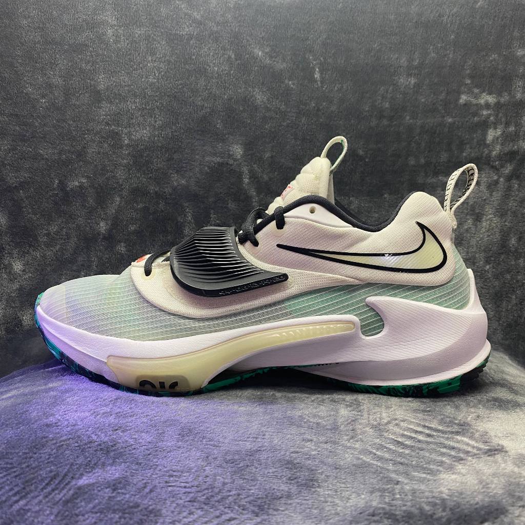 Nike Zoom Freak 3 [ 9.5us ]