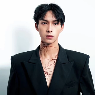 แทททูเส้นเลือด แผลปลอม TATTOO
