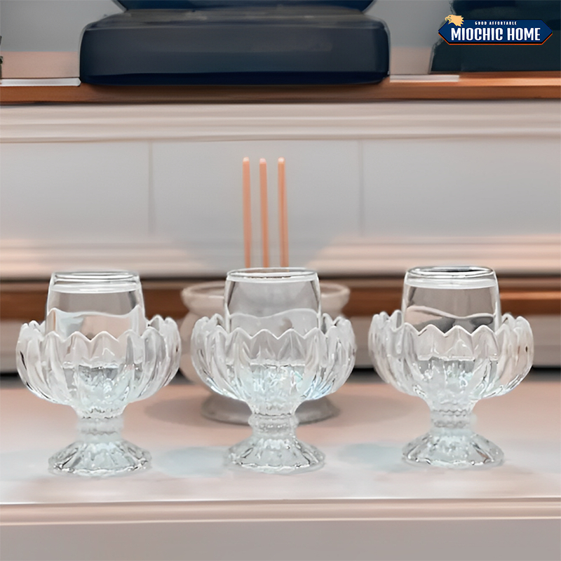 แก้วบูชาพระ แก้วน้ําพระ ถวายพระ ชุดแก้วน้ำมงคล ฐานบัว แก้วถวายน้ำบนหิ้งพระ ใช้สำหรับบูชาหิ้งพระ พระพุทธรูป