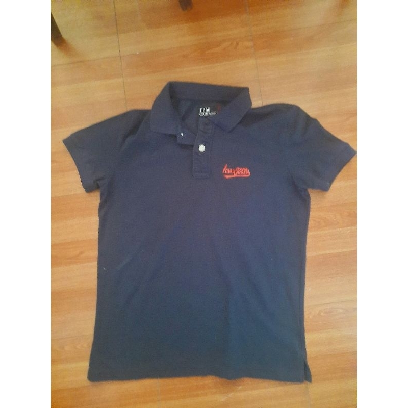 เสื้อโปโล Hass jeans แท้ size S หญิง อก 36 นิ้ว ไหล่ 16นิ้ว ยาว 23.5 นิ้ว สีกรมท่า