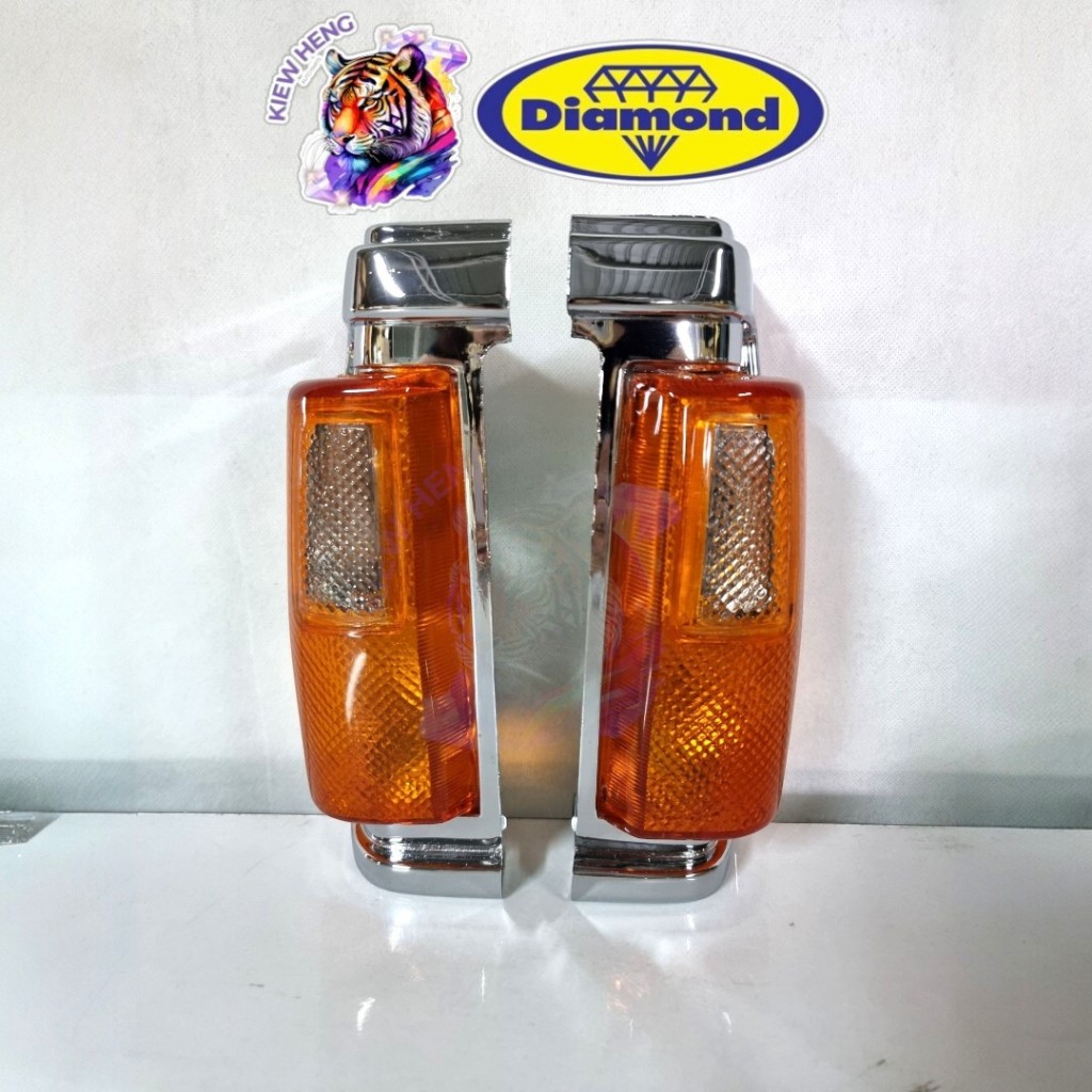 ตราเพชร ไฟมุม เสื้อไฟมุม นิสสัน บิ๊กเอ็ม ทีดี เลนส์สีส้ม ขอบชุบโครเมียม NISSAN BIG-M TD ปี 1986-1990