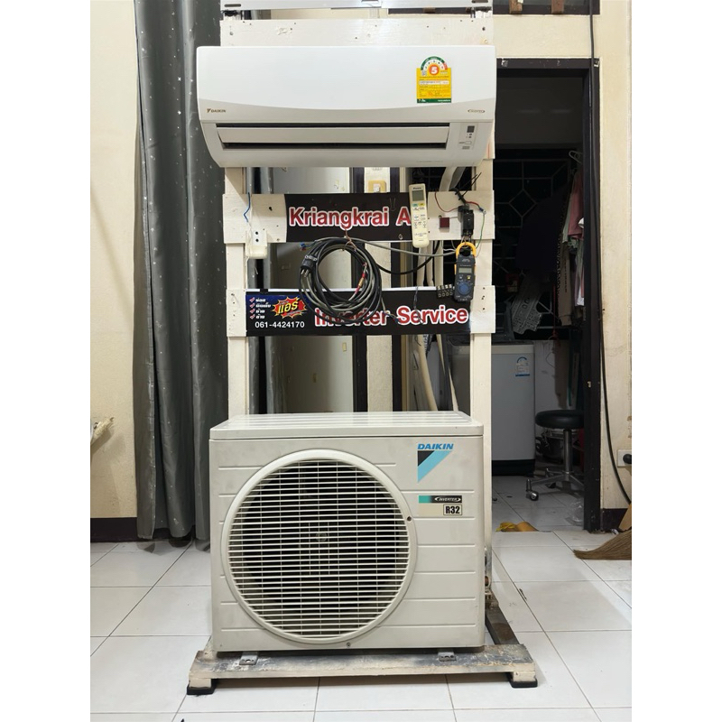 Daikin inverter  12,000 btu ปี17
