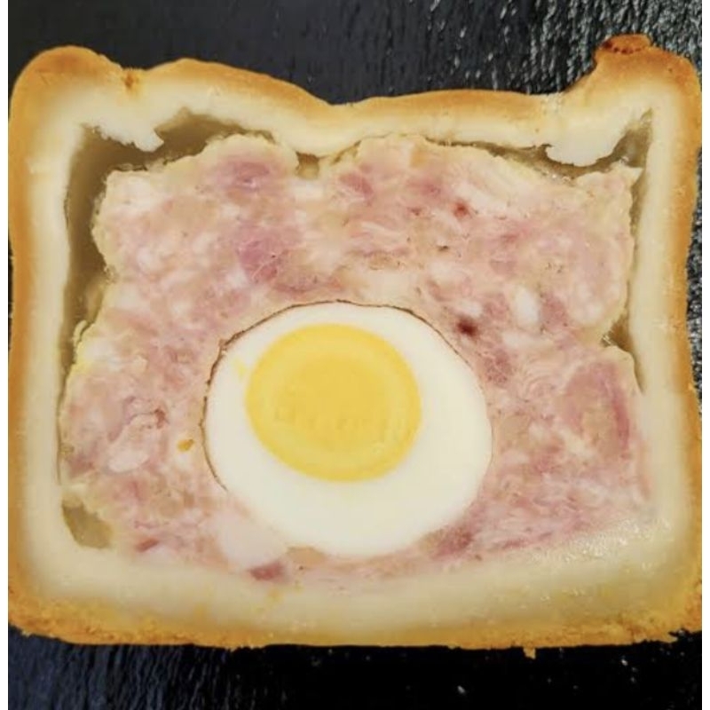Gala Pork Pie Large 780g – กาล่าพายพรีเมี่ยม ล้อมไปด้วยเนื้อหมูแน่นๆและไข่ต้ม 2ฟองใน 1แพ็ค ขนาด 780 กรัม ราคา ถูกที่สุด ดีลบีเคเค แกลเลอรีภาพที่ 2