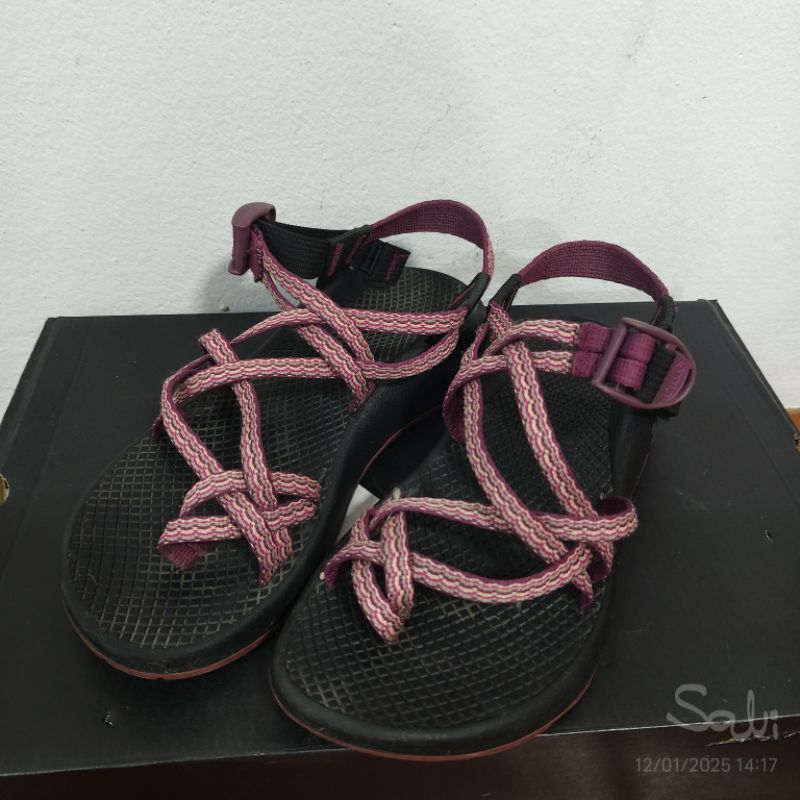 Chaco รองเท้าลำลอง มือสอง