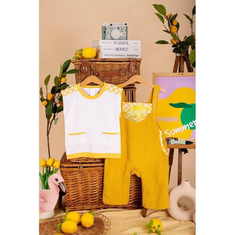 Tiny whale size 9-12, 12-18 new!!!