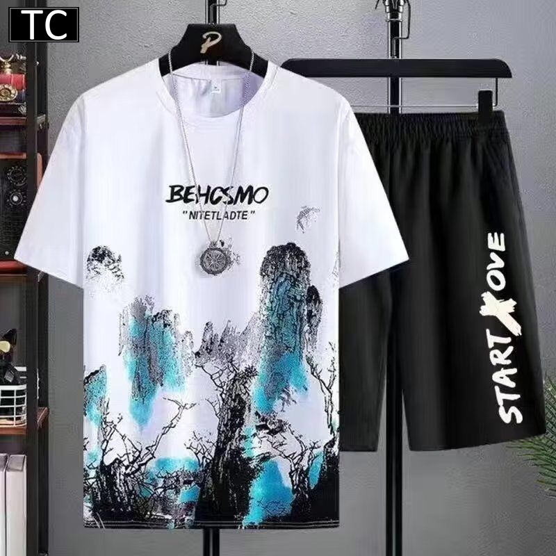 TC ชุดแฟชั่นชาย 2 ชิ้น เสื้อยืดแขนสั้น + กางเกงขาสั้น ชุดกีฬาและชุดพักผ่อนนุ่มสบายและระบายอากาศได้ดี รุ่น2807