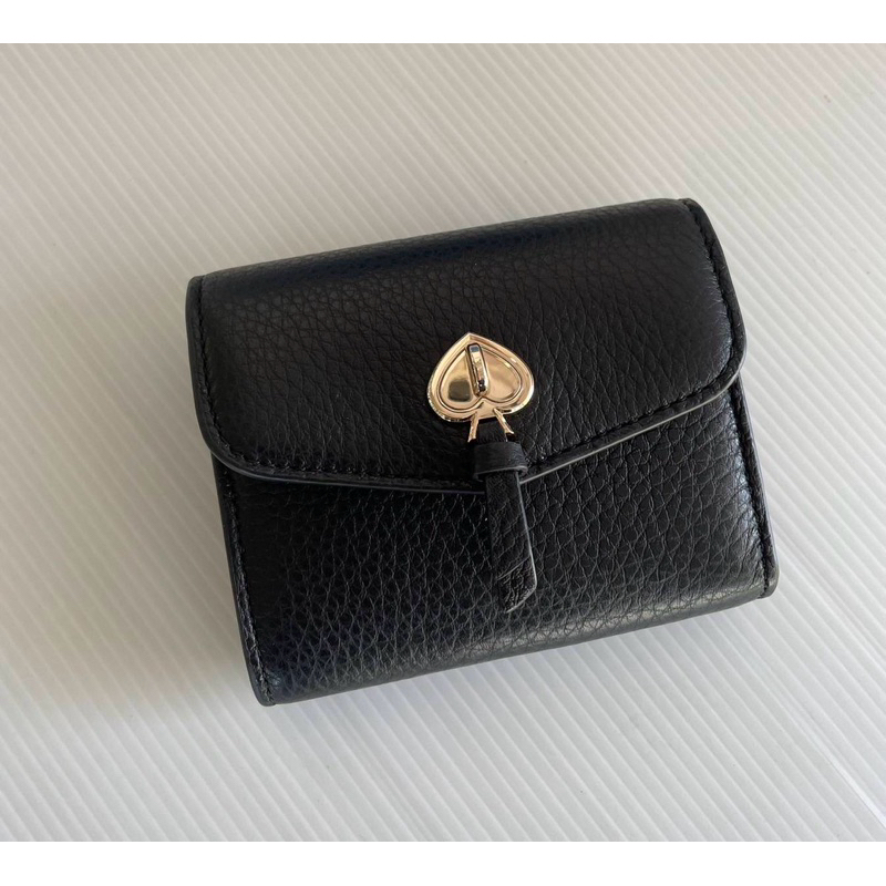กระเป๋า  Kate Spade Marti Small Flap Wallet-Size : L: 4.3″ W:0.5″ H:3.25″  (สอบถามก่อนกดสั่งนะค้า)