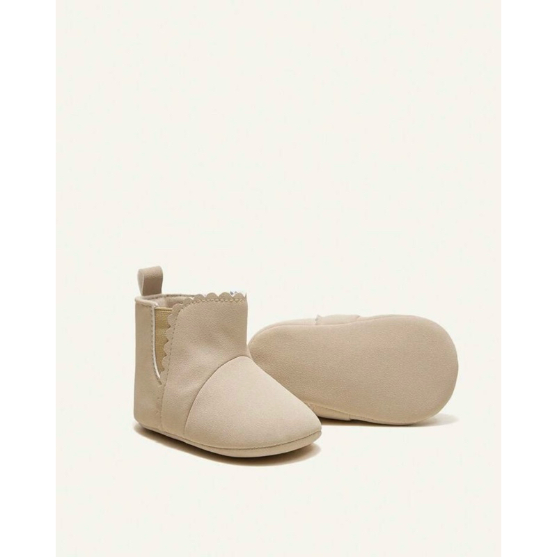 25774040 รองเท้าเด็กทารก Size EUR19