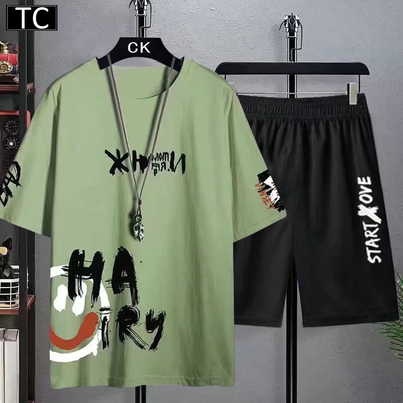 TC ชุดแฟชั่นชาย 2 ชิ้น เสื้อยืดแขนสั้น + กางเกงขาสั้น ชุดกีฬาและชุดพักผ่อนนุ่มสบายและระบายอากาศได้ดี รุ่น2818