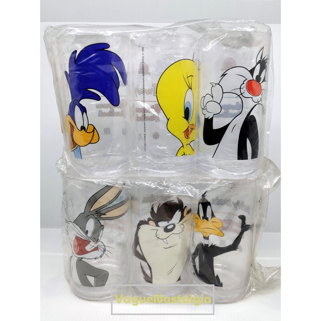 แก้วสเลอปี้ พลาสติกใส Looney Tunes  ของพรีเมี่ยม 7-11 (Set 6 ใบ)
