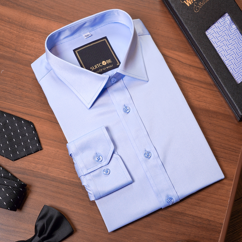 SUITCUBE เสื้อเชิ๊ตผู้ชาย สีฟ้าอ่อน ทรงสลิมฟิตใส่สบาย ระบายอากาศได้ดี SH100-LB