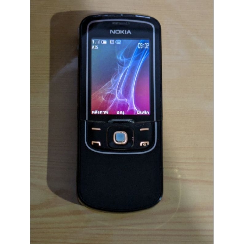 Nokia 8600 Luna อดีตเครื่องศูนย์ไทย