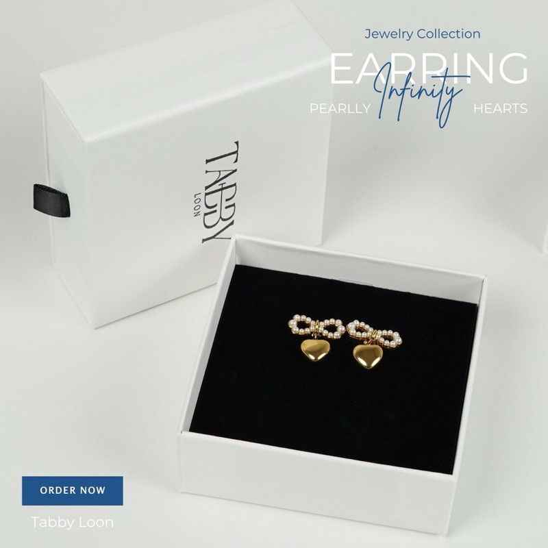 Tabby Loon Pearly Infinity Heart Earring ต่างหูริบบิ้นประดับมุก