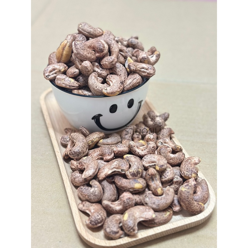 เม็ดมะม่วงหิมพานต์จัมโบ้เผามีเปลือก น้ำหนัก 500 กรัม