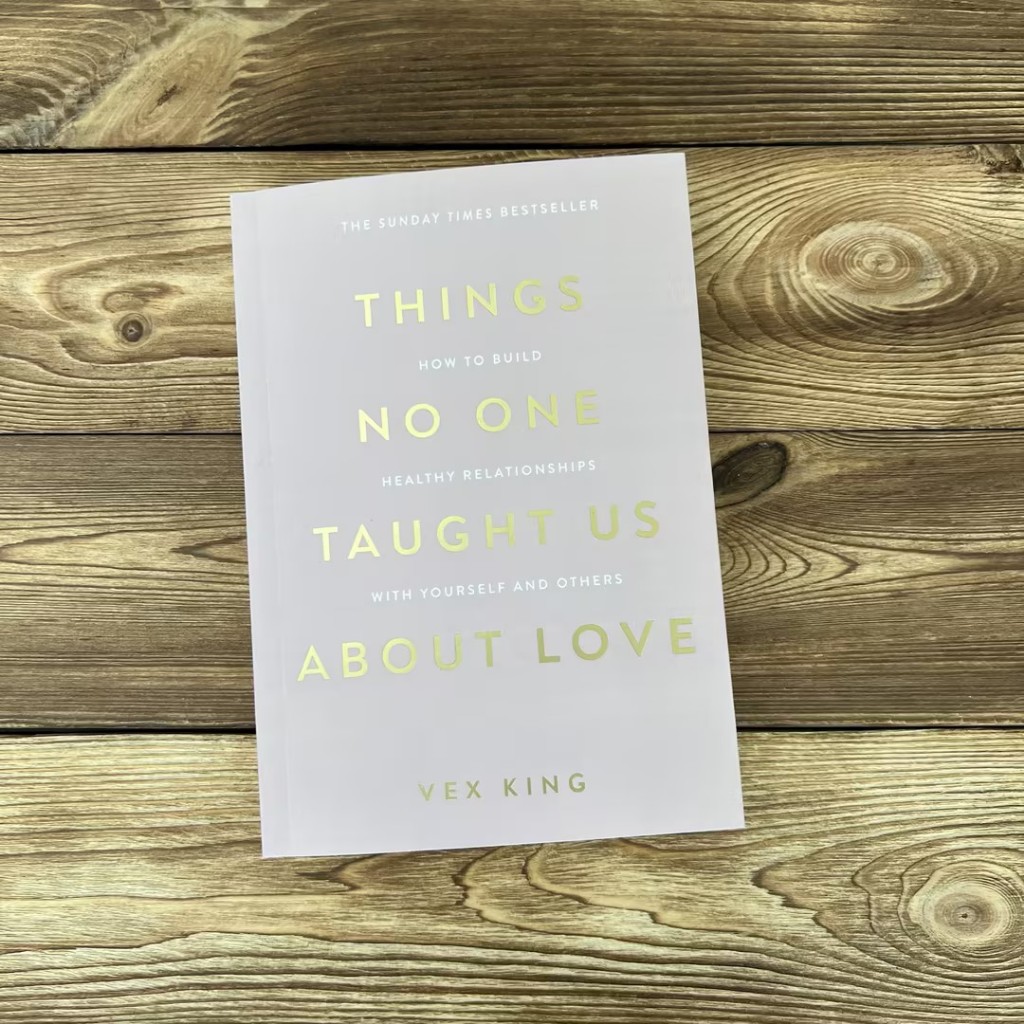 ENGLISH Things No One Taught Us About Love Bestseller (The Sunday Times Bestseller)