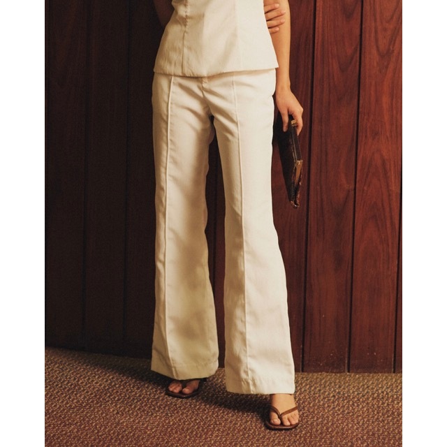 AIMER - Classic Flared Trousers กางเกงขายาว ขาบาน