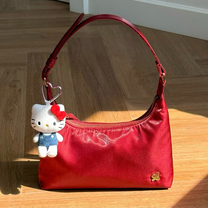 PENNE culture | "Ballet" Bag Collection | กระเป๋าสะพายไหล่ ผ้าเงา เล่นแฟลช โลโก้ทอง