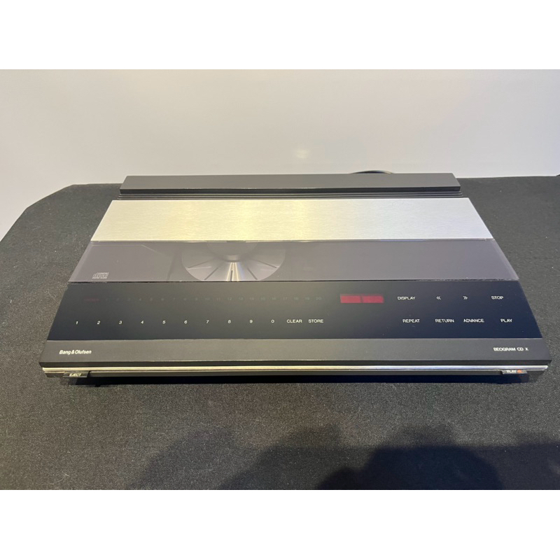 เครื่องเล่นซีดี เพลง BANG & OLUFSEN BEOGRAM CDX (Not working)