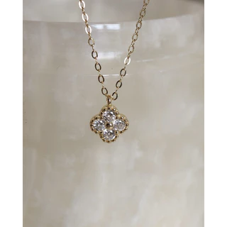 A.piece สร้อยเงินแท้ [all silver 925] Fleur cubic necklace