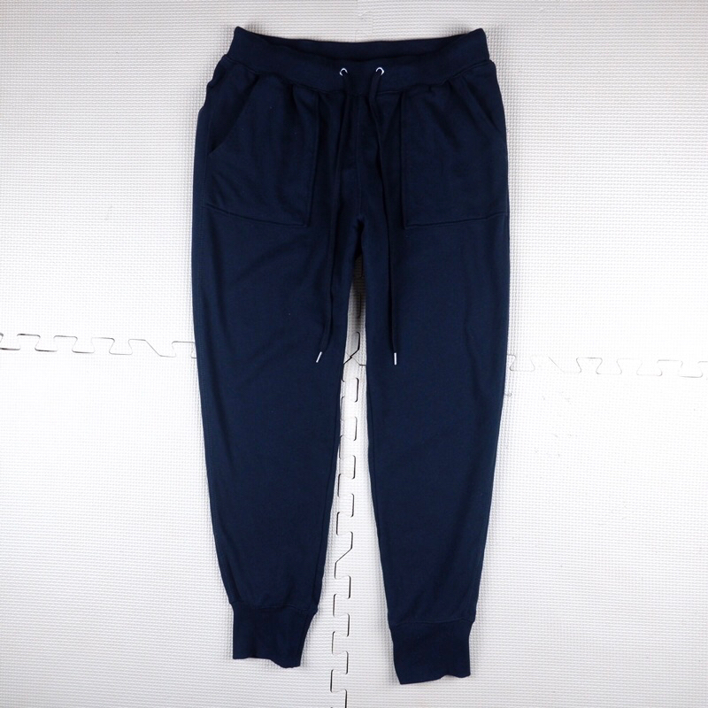 กางเกงวอร์มผู้หญิง Gu easy สีดำ ไซส์ XL เอว 29-34 สพ 41 ยาว 35.5 เป้า 10.5 ปลายขา 4.5