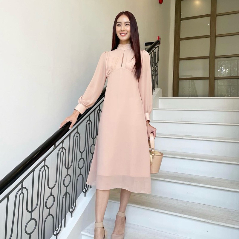 Peace eveninggown - Calla lily dress 🌟