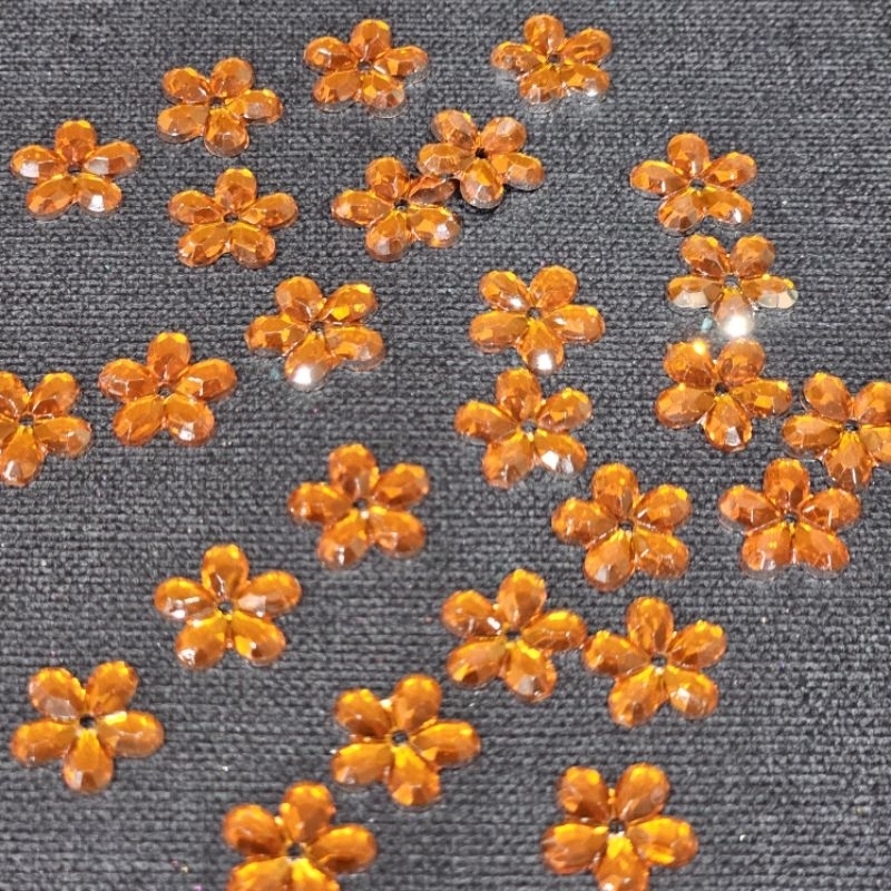 DP15 พลอยดอกไม้พลาสติก 10 มิลจำนวน 50 ชิ้น - รูปที่ 5