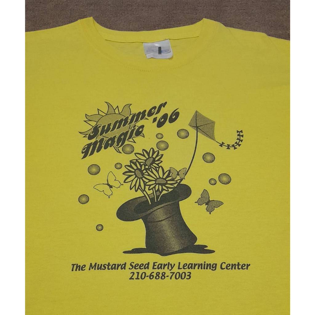 เสื้อยืดมือสอง  Size M  Summer Magie '06