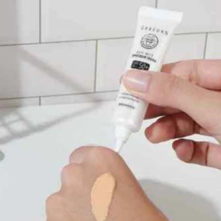 กันแดดน้ำนมผสมรองพื้น กาสร sunscreen cream