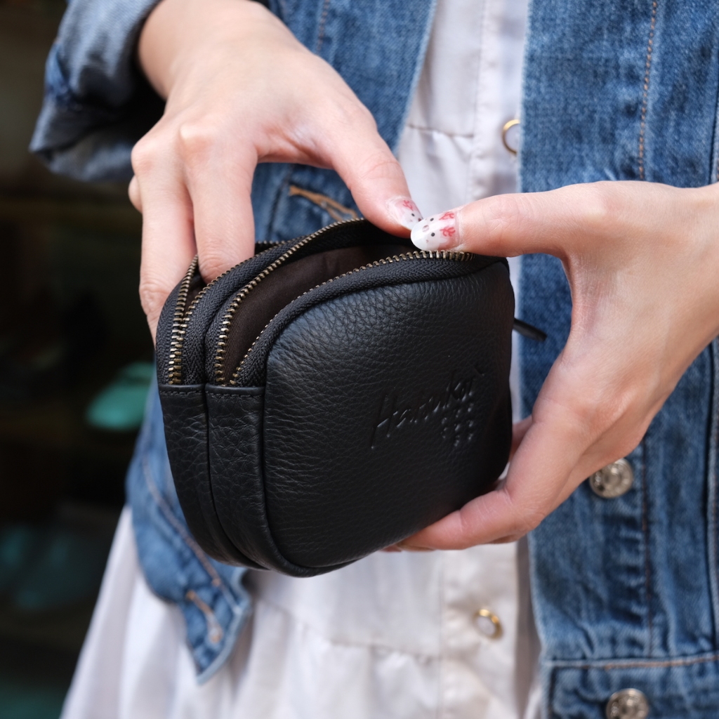 ❤️❤️กระเป๋าใบกลมๆ น่ารักสุดๆ หนังวัวแท้ รุ่น Dorayaki (Hatsukoi Leather Pouch)