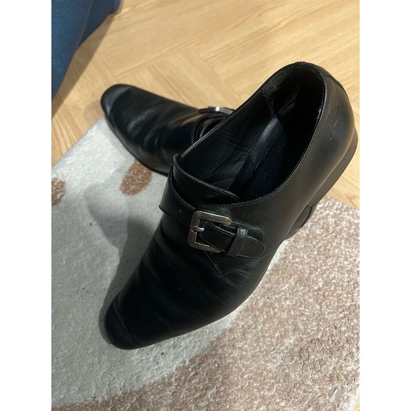 รองเท้าหนังแท้ของผู้ชาย Viera by Ragazze