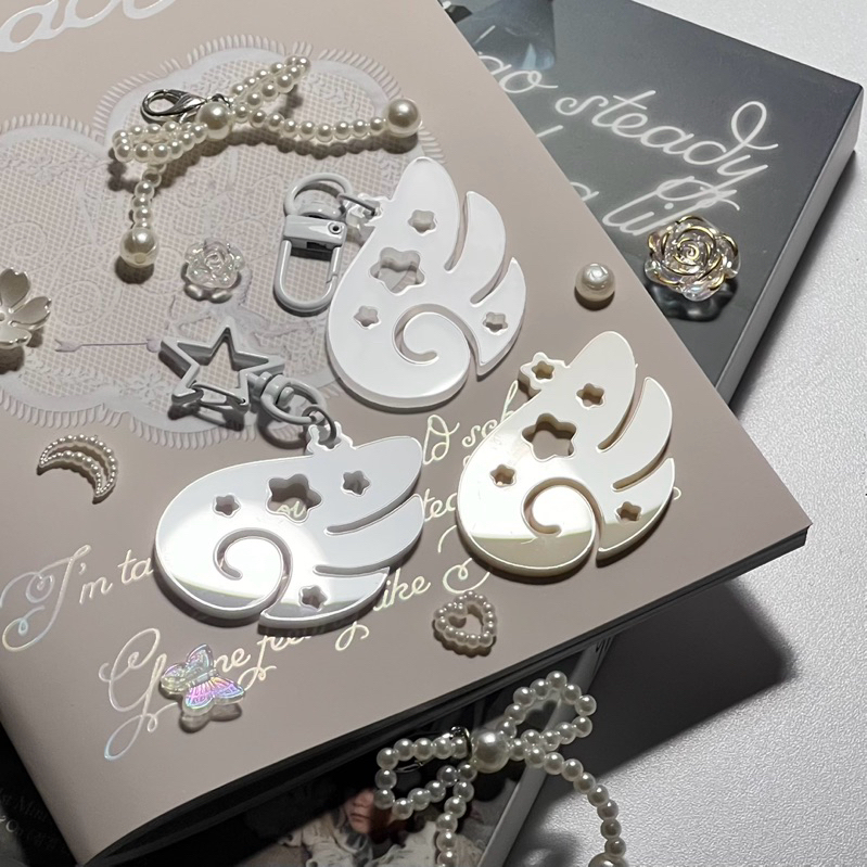 (พร้อมส่ง) Soaring Wings  Acrylic Keyring พวงกุญแจ ปีก อะคริลิค ของขวัญ