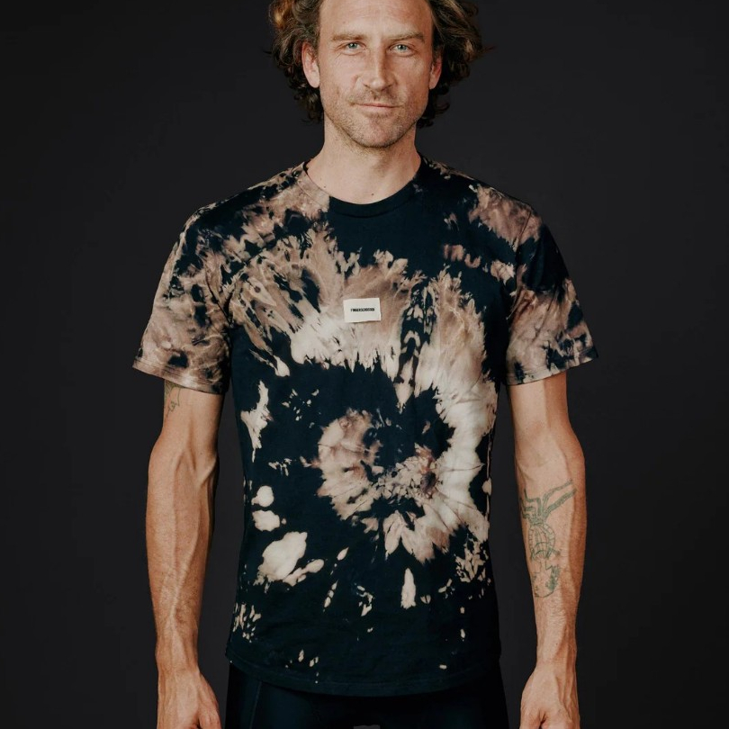 เสื้อ  FINGERSCROSSED TEE CLASSIC FINGERSCROSSED BLEACH