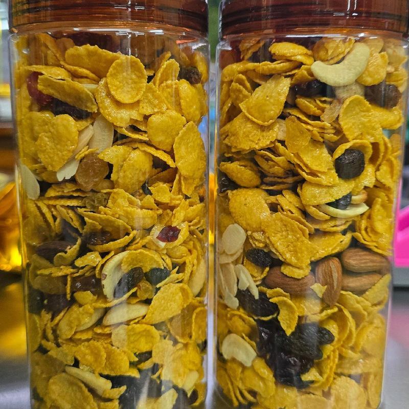 [ 360กรัม ] ร้านน้องน้ำ คอนเฟลกธัญพืช 6 อย่าง กรอบ อร่อย มีคุณประโยชน์