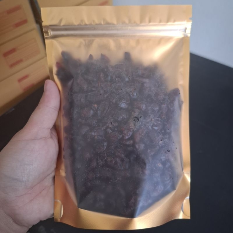 แครนเบอร์รี่แห้งขนาด 100 กรัม อบแห้งพร้อมทาน รสเปรี้ยวหวานอร่อยมีประโยช์น