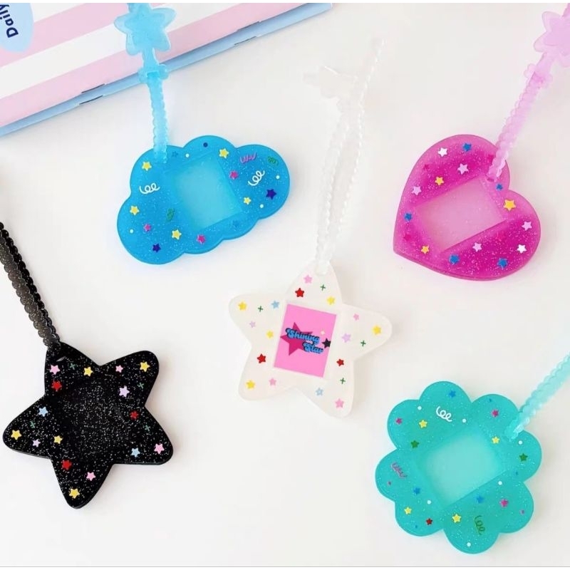 พร้อมส่งจากไทย!!! พวงกุญแจกรอบรูป ที่ใส่บัตรกลิตเตอร์ งาน DIY ใส่รูปได้ งานสวยงานเกาหลีลายน่ารัก *ไม่มีบริการปริ้นรูปค่ะ