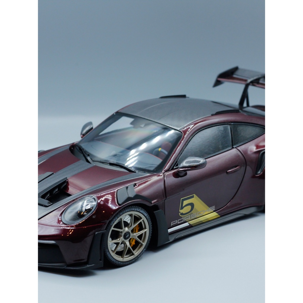 MINI CHAMPS  Porsche 911 GT3 RS-2024 Purple W Gold Wheels 1/18