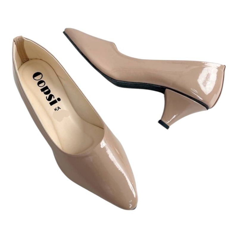👠รองเท้าคัชชู หนังแก้ว ไซด์ 36 - 47 ส้นสูง 2 นิ้ว มีสีดำ สีครีม สีชมพู สีขาว สีแดง  สำหรับสาวทำงานคะ