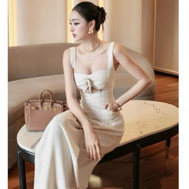 [NITTAYA] D2634 ชุดจั๊มกางเกงขายาวสายตะเกียบซีทรูช่วงอกกระเป๋าหน้าแต่งเข็มกลัดดอกไม้ ทรงสวยเข้ารูปใส