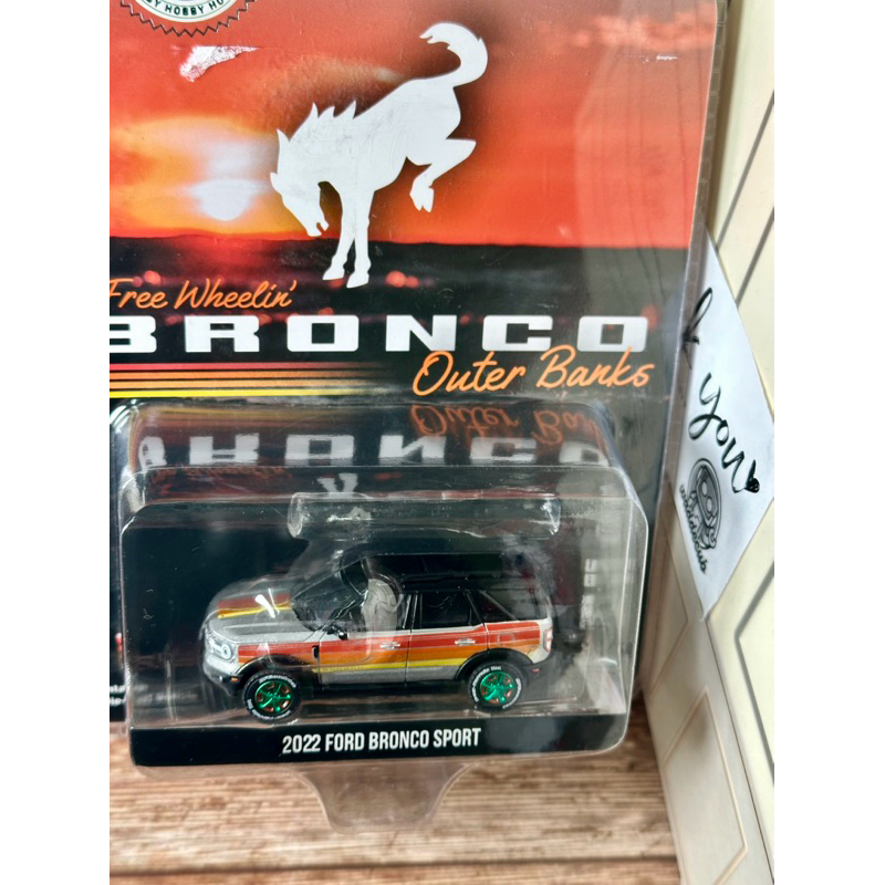 (พร้อมส่งจากไทย) *ตัวลับ 2022 Ford Bronco Sport Outer Banks with Rooftop Kayak - *SPECIAL GREEN MACH