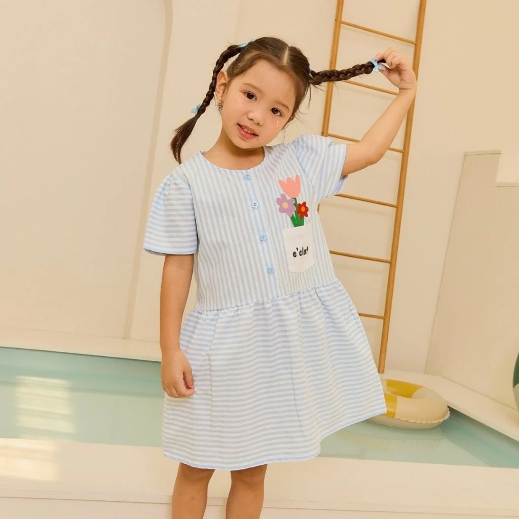 e'clat ชุดเดรส ชุดกระโปรง ลายริ้ว ปักดอกไม้ เด็กผู้หญิง 1-6ปี ผ้าcotton ไม่ยืด ใส่สบาย 8075