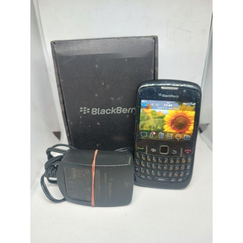 Blackberry curve 8520 แท้ พร้อมกล่อง คู่มือ และอุปกรณ์ชาร์จ