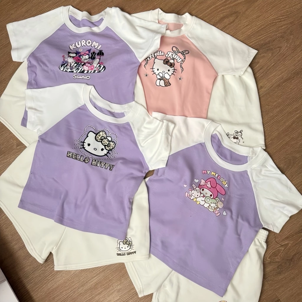 🔥NEW! ชุดเซ็ท ครอปพอดีตัว [ เสื้อ + กางเกง ] สกรีนลายการ์ตูน ผ้าดีมาก 🐰✨