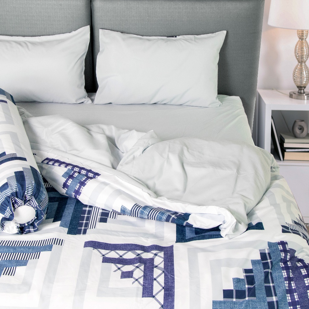 DARLING DELUXE ชุดผ้าปูพร้อมปลอกผ้านวม Blue Collage